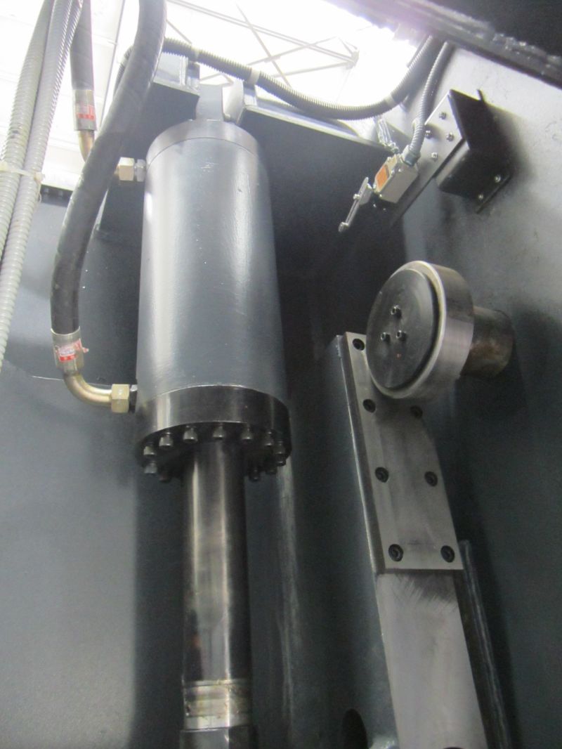 آلة القص الهيدروليكية المقصلة لقص لوحة الصلب 6 م (QC11Y-8X6000)