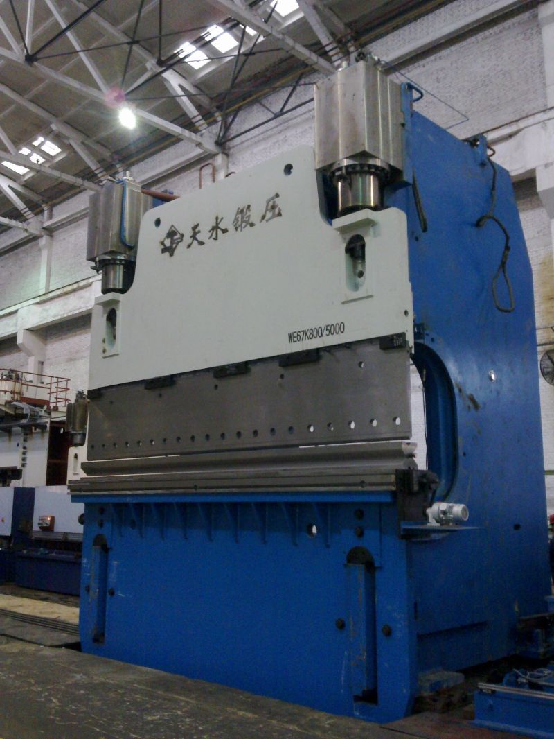 الفرامل الصحافة مع 800t / 5m (WE67K-800t / 5000mm)