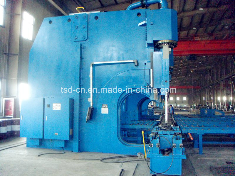 الفرامل الهيدروليكية الصحافة باستخدام الحاسب الآلي في آلة الانحناء المزدوج / جنبا إلى جنب (2-WE67K-1200/7000)