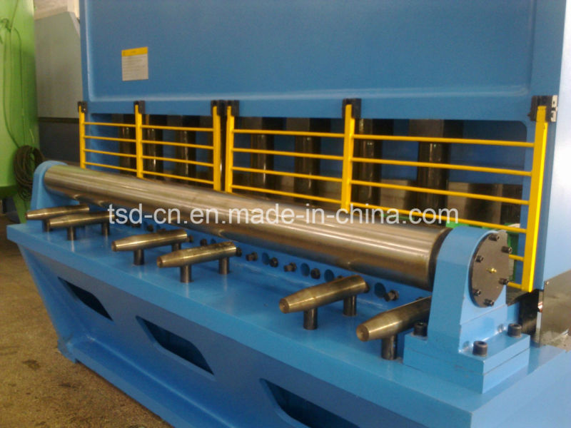 آلة قص قص الألواح الفولاذية 32 مم (QC12Y-32 * 2500)