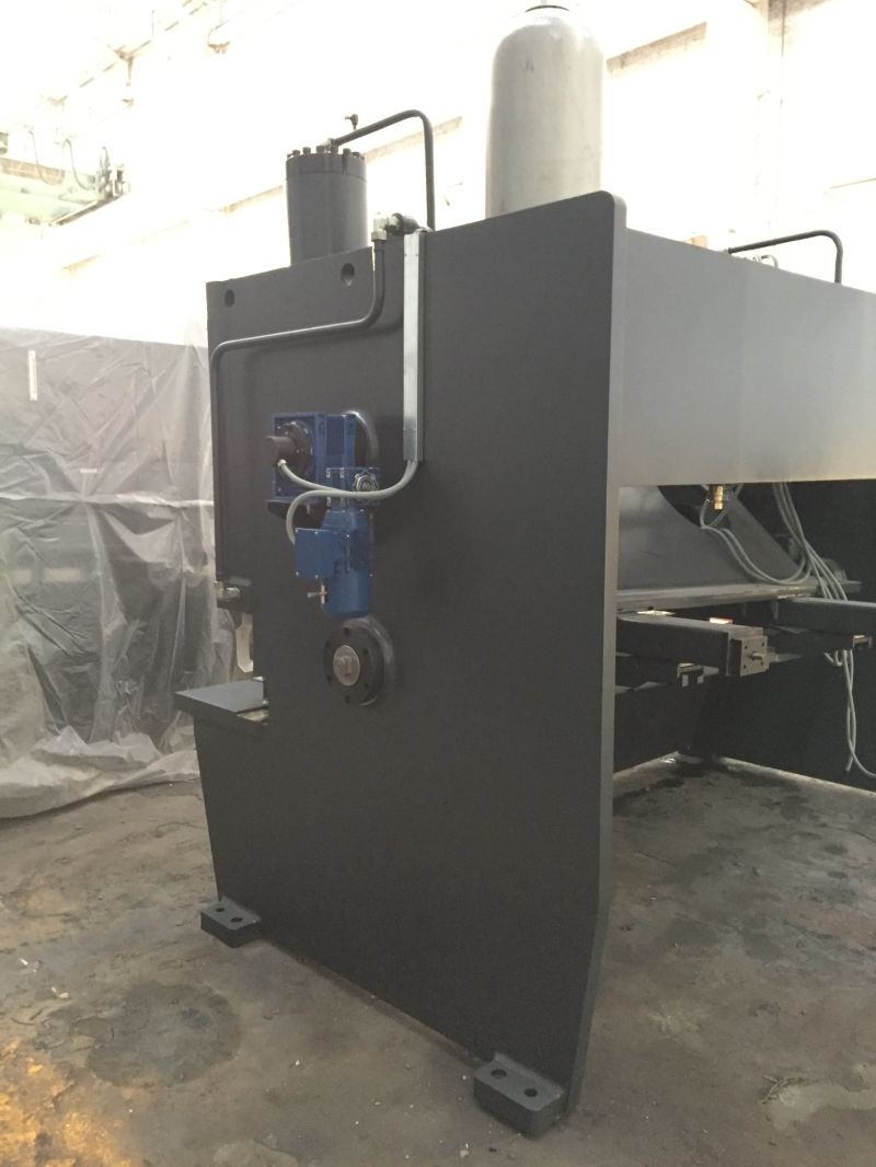 آلة المقصلة الهيدروليكية المستخدمة لقص الفولاذ الطري 12 مم (QC11Y-12X3200)