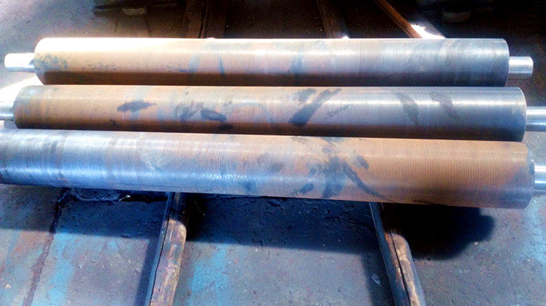 آلة المتداول للصفائح السميكة لفة 8 مم (W11F-8X1550)