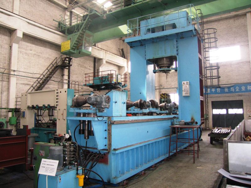 مكبس هيدروليكي لقضيب فولاذي لأنابيب الصلب (TDW98Y-500/400 &times; 6000)